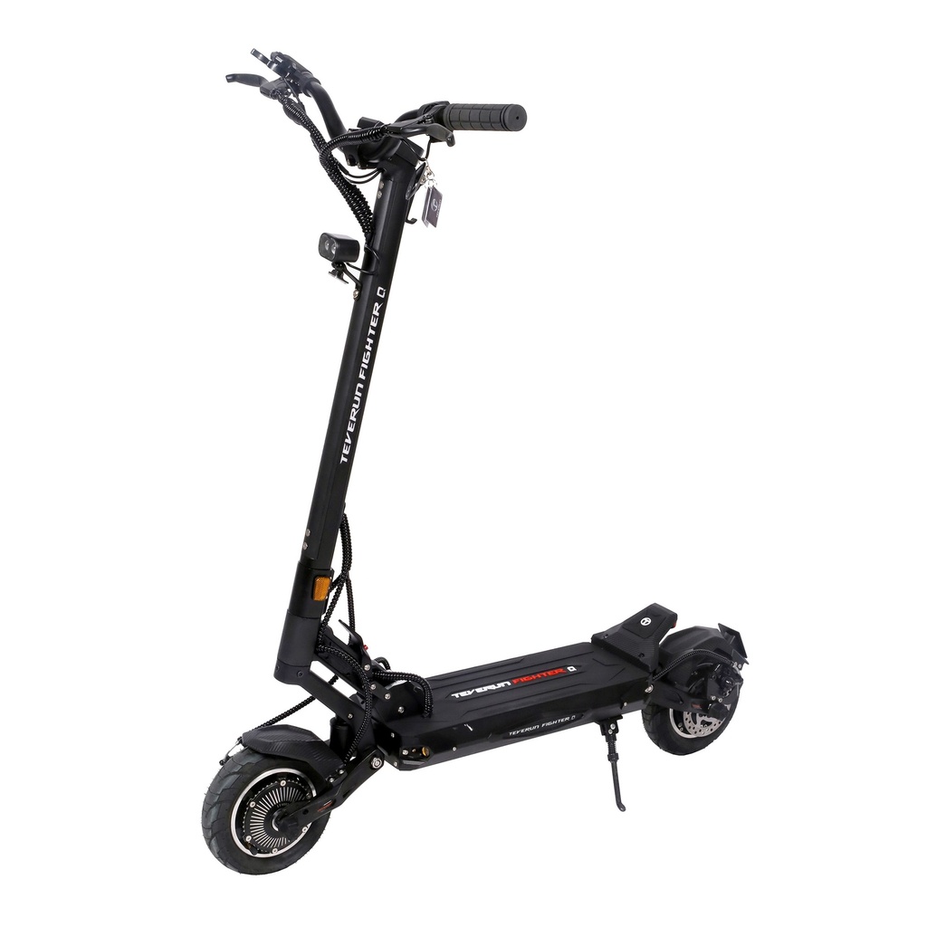 TROTTINETTE ELECTRIQUE TEVERUN FIGHTER MINI Q 52V 13AH (Route) image Teverun Fighter Mini Q de face inclinée vers la gauche